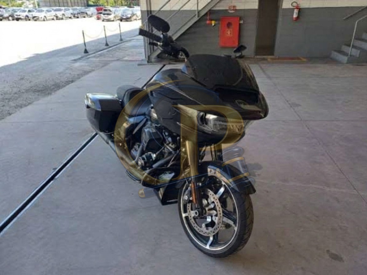 HARLEY-DAVIDSON TOURING 24/24