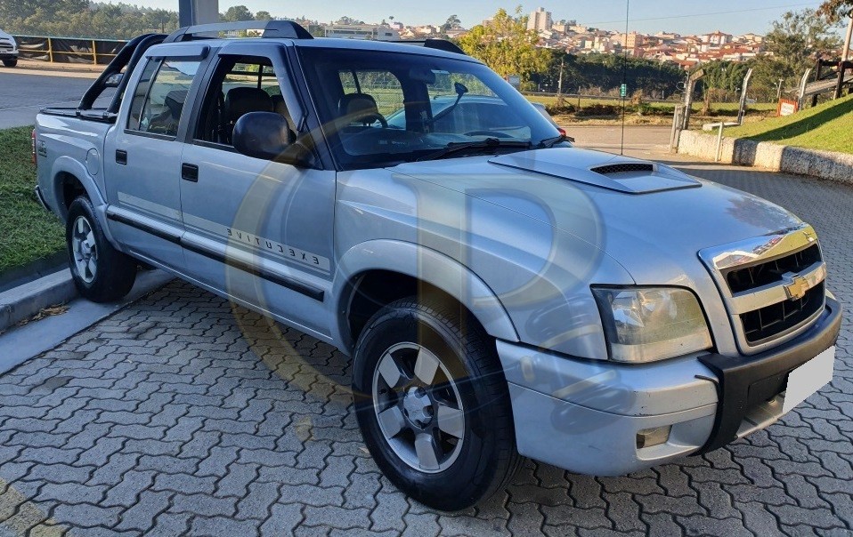 Chevrolet S10 2.4 Mpfi Executive 4x2 Cd 8v Flex 2011